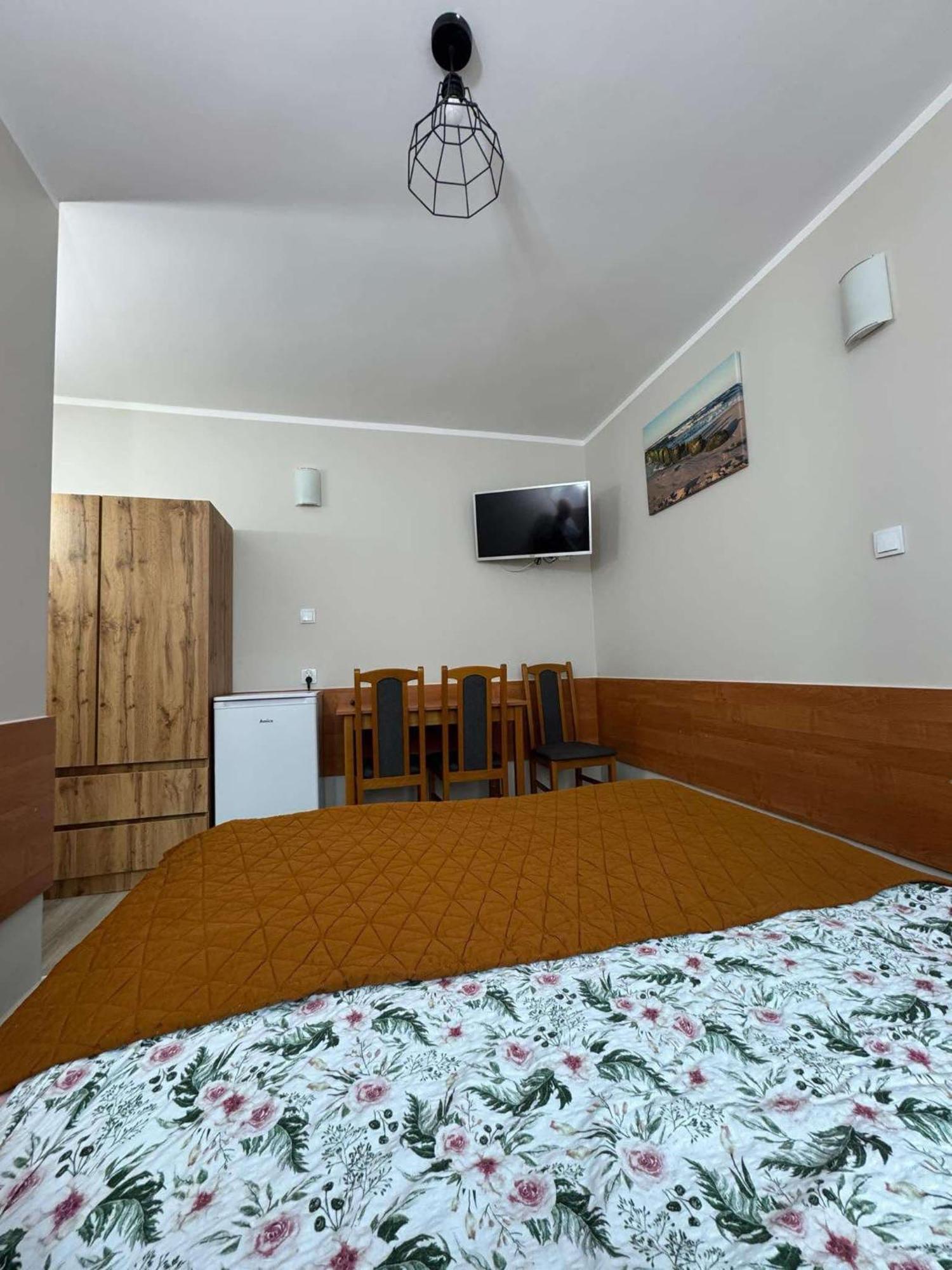 Pensjonat Przystan Kolberg Exterior foto